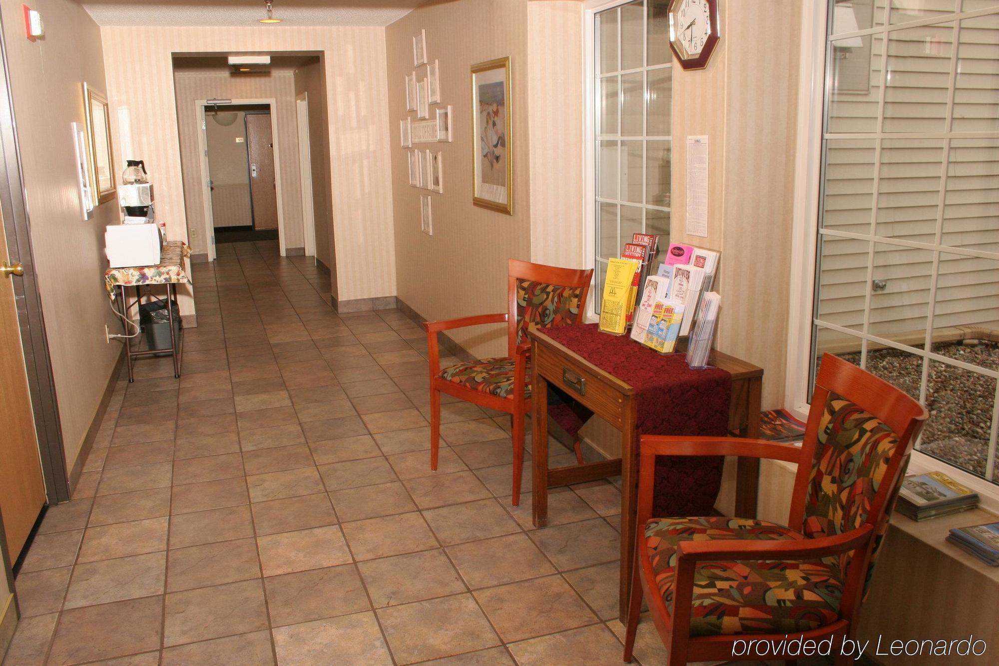Village Inn Motel Des Moines Interior photo